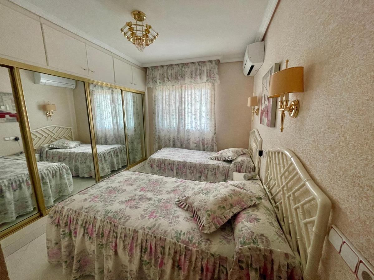 Apartamento Turistico La Pinta Planta 18 Бенідорм Екстер'єр фото
